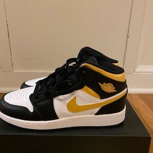 Air Jordan 1 MID (black/white/pollen)